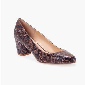NIB JustFab Brown Snakeskin Chunky Heeled Pumps
